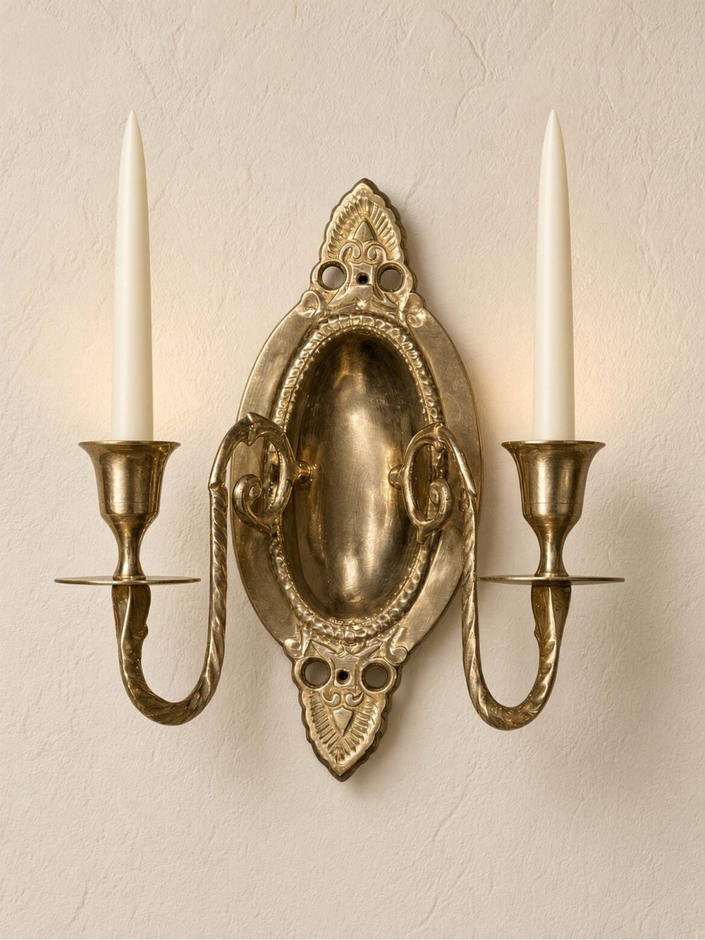 Vintage Brass Double Arm Wall Candle Sconce — Oval Backplate, Twisted Arms